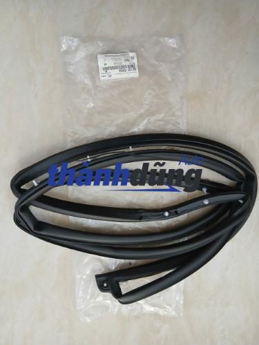 GIOĂNG CÁNH CỬA TRƯỚC PHỤ KIA CARENS | 821401D000