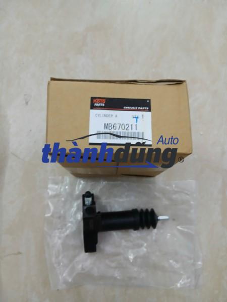 TỔNG CÔN DƯỚI MITSUBISHI PAJERO V33 2001 | MB670211