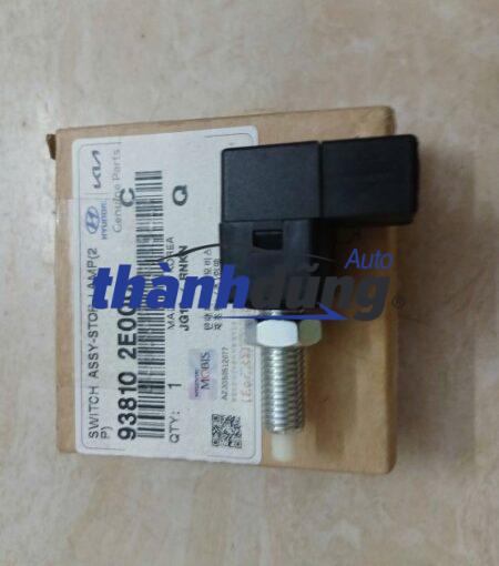 CÔNG TẮC CHÂN PHANH KIA RONDO 2011-2014 | 938102E000