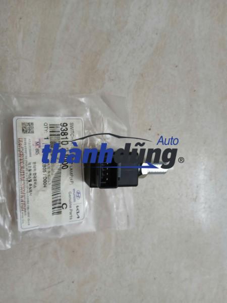 CÔNG TẮC CHÂN PHANH KIA K250 2018-2023 | 938102J000
