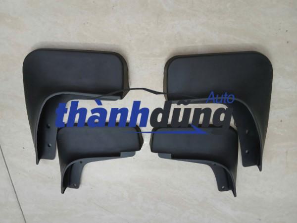 CHẮN BÙN BÁNH SAU PHỤ HYUNDAI CRETA | 86832A0000