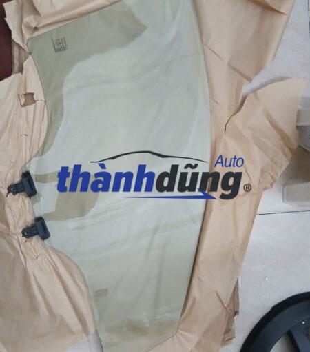 KÍNH CÁNH CỬA XE KIA SEDONA 2014 | 82410A9010