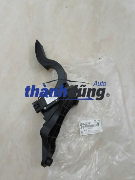 CẢM BIẾN CHÂN GA HYUNDAI SANTAFE 2008 | 327002B110