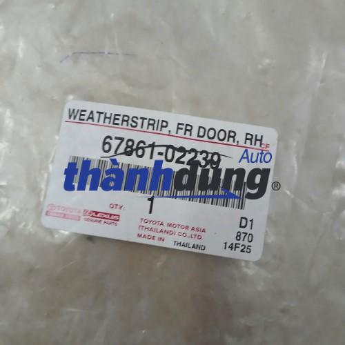 GIOĂNG CÁNH CỬA TRƯỚC PHẢI TOYOTA ALTIS|6786102230 CHÍNH HÃNG