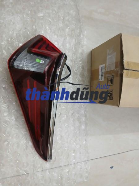 ĐÈN HẬU PHẢI LEXUS ES250 2022 | 8155133591