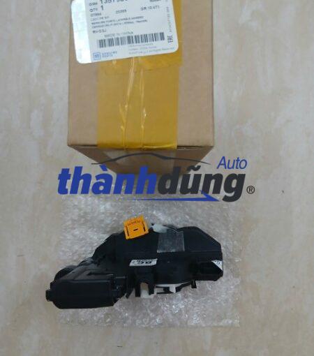 KHÓA NGẬM CÁNH CỬA XE CHEVROLET CRUZE 2011 | 13579536