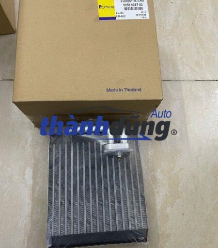 GIÀN LẠNH TRƯỚC FORD EVEREST 2005 | 9058006700