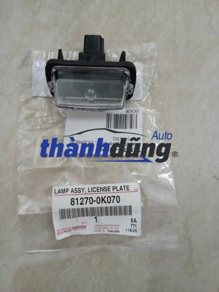 ĐÈN SOI BIỂN SỐ TOYOTA FORTUNER TGN156 | 812700K070