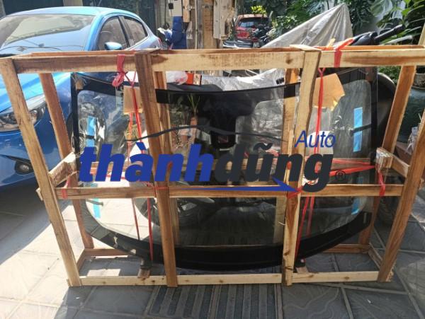 KÍNH CHẮN GIÓ TRƯỚC LAND ROVER EVOQUE 2015 | LR048381