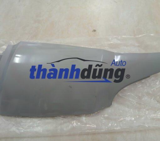 ỐP GÒ MÁ PHẢI HYUNDAI HD72 | 827215K003Y