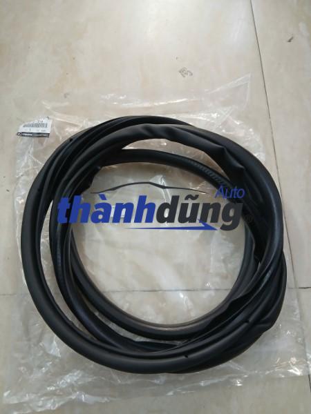 GIOĂNG KHUNG CỬA SAU FORD ESCAPE 2010 | E11272761A