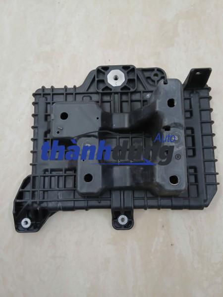 GIÁ ĐỠ BÌNH ẮC QUY HYUNDAI SANTAFE 2014 | 371502W000