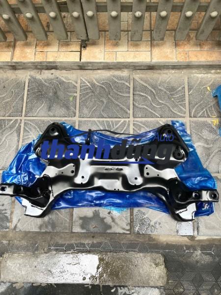 BỆ ĐỠ MÁY KIA SOLUTO 2018 | 62400H7000