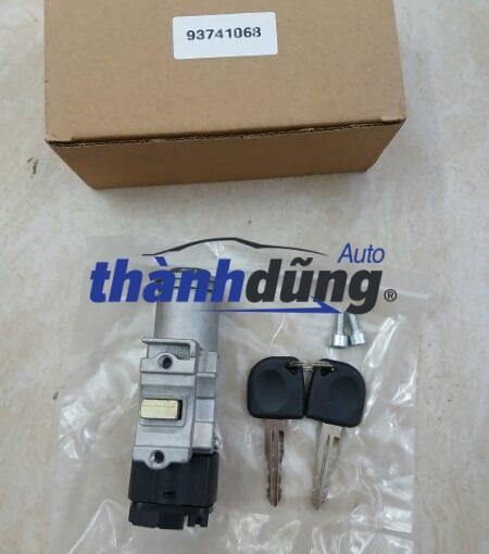 Ổ KHÓA ĐIỆN XE DAEWOO MATIZ 2005 | 93741068