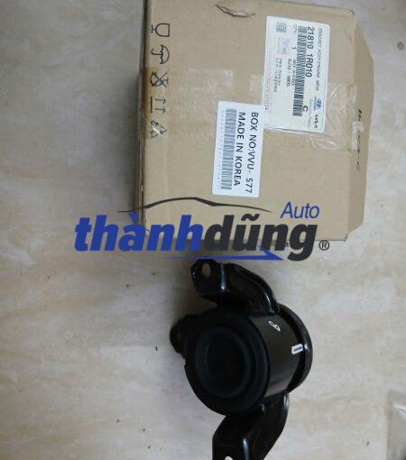 CHÂN MÁY DẦU KIA K3 1.6L 2011-2015 | 218101R010