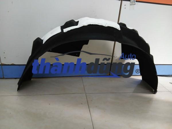 CHẮN BÙN LÒNG DÈ SAU PHẢI VINFAST VF8 | BEX30120075