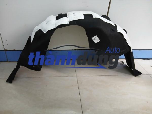 CHẮN BÙN LÒNG DÈ SAU PHẢI VINFAST VF8 | BEX30120075