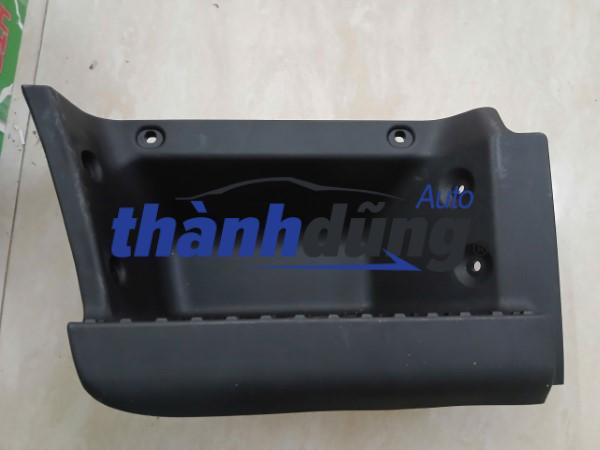 ỐP BỆ BƯỚC LÊN XUỐNG XE HYUNDAI MIGHTY EX8 GT | 877205P000CA
