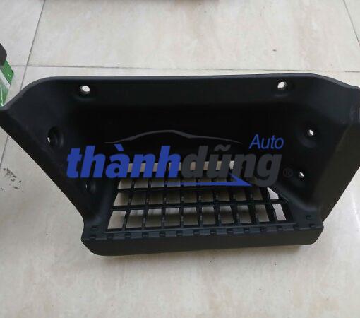 ỐP BỆ BƯỚC LÊN XUỐNG XE HYUNDAI MIGHTY EX8 GT | 877205P000CA