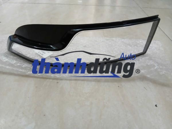 ỐP MẶT ĐÈN HẬU XE LAND ROVER EVOQUE 2014 | LR074813