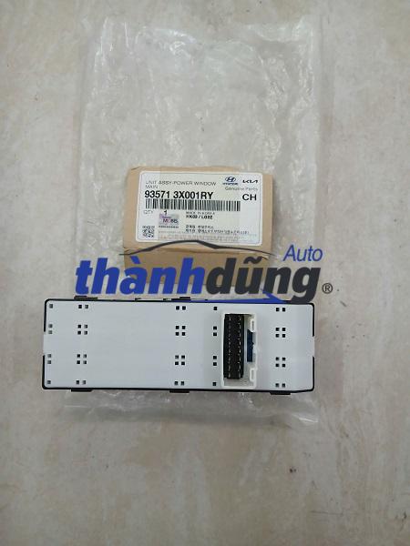 CÔNG TẮC NÂNG KÍNH XE HYUNDAI AVANTE 2011 | 935713X001RY