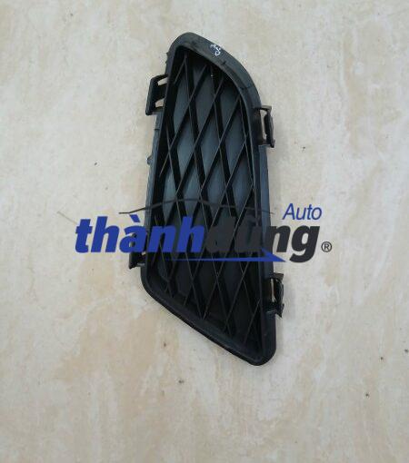 ỐP ĐÈN GẦM PHẢI MAZDA 6 2005 | GJ6A50C21