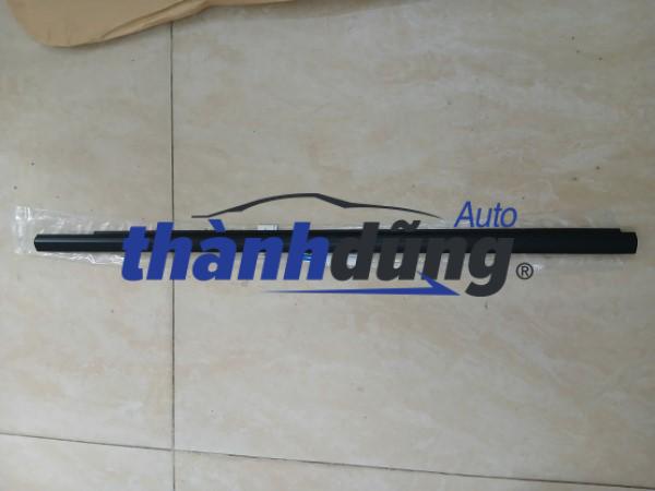 NẸP CHÂN KÍNH NGOÀI MAZDA BT50 2015 | AB3Z2620934C