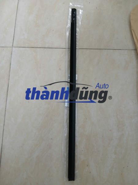 NẸP CHÂN KÍNH NGOÀI MAZDA BT50 2015