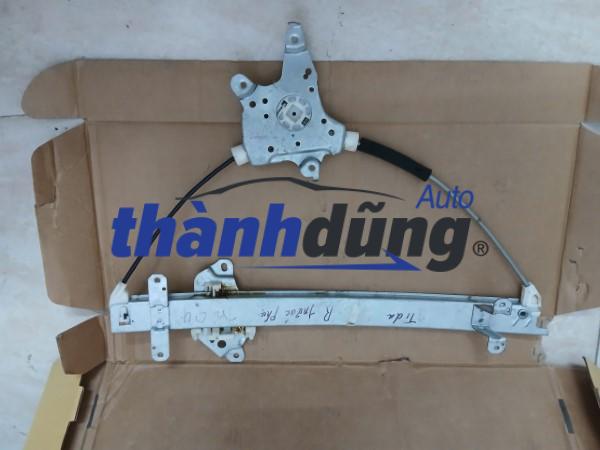 COMPA LÊN KÍNH TRƯỚC NISSAN TIIDA 2010