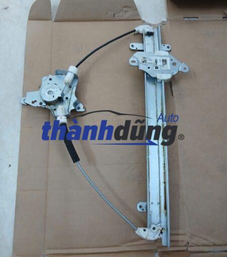 COMPA LÊN KÍNH TRƯỚC NISSAN TIIDA 2010