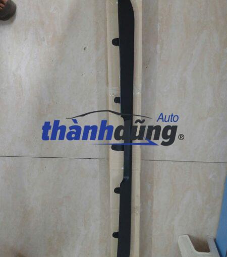 CÁNH GIÓ BƯỞNG SAU NISSAN NAVARA 2009