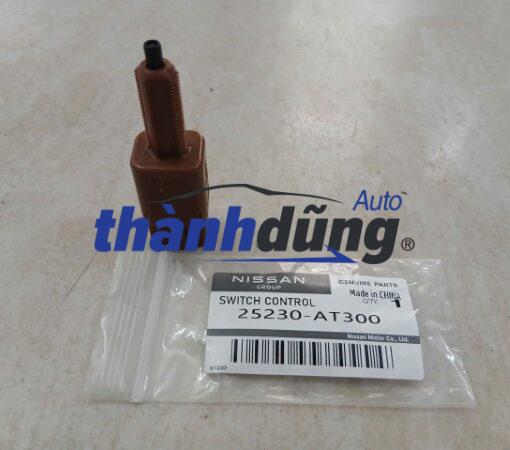 CẢM BIẾN BÀN ĐẠP PHANH NISSAN LIVNA 2007-2013
