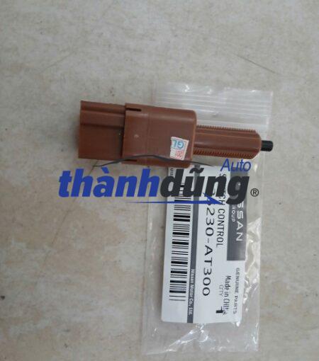 CẢM BIẾN BÀN ĐẠP PHANH NISSAN LIVNA 2007-2013