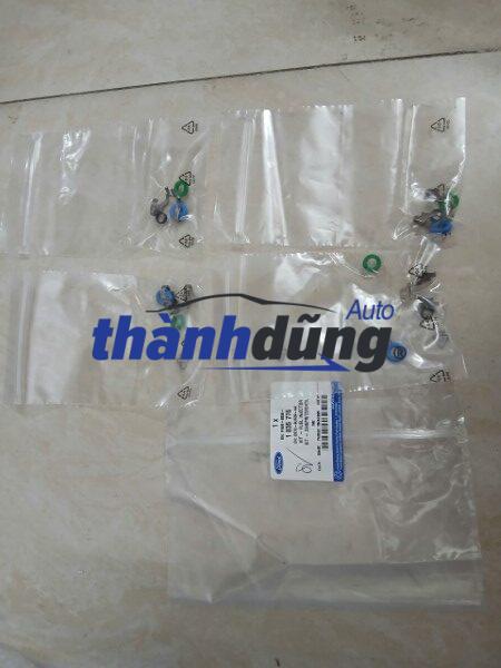 RON ĐỆM KIM PHUN FORD FOCUS 2016