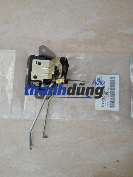 Ổ NGẬM CỐP SAU XE HYUNDAI I20 2010