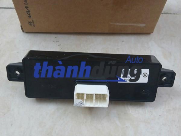 CÔNG TẮC CHỈNH GHẾ TRƯỚC TRÁI HYUNDAI SANTAFE