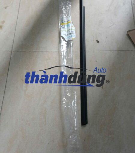 NẸP CHÂN KÍNH TRƯỚC DAEWOO GENTRA 2010