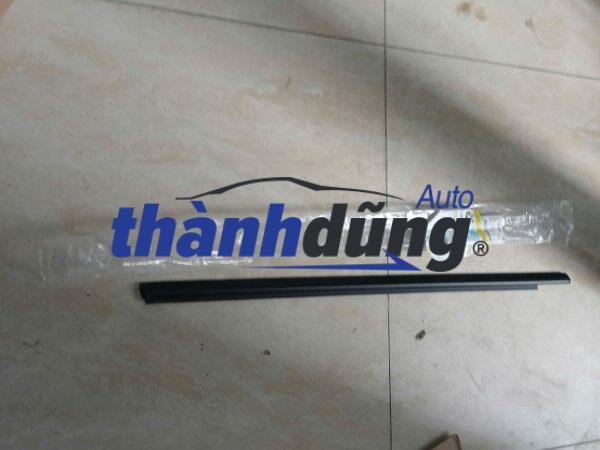 NẸP CHÂN KÍNH TRƯỚC DAEWOO GENTRA 2010