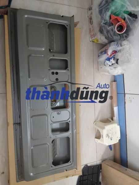 NẮP BƯỞNG SAU XE TOYOTA HILUX 2011