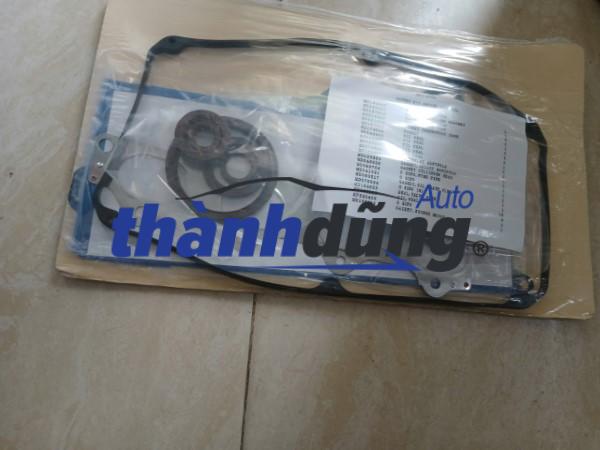 GIOĂNG ĐẠI TU MITSUBISHI PAJERO 2004