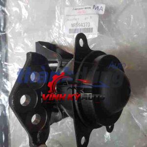 Chân máy phải mitsubishi grandis MR594373