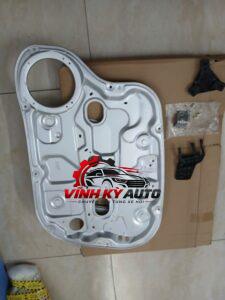 XƯƠNG LÊN KÍNH HYUNDAI ELANTRA 2006-2012 824812H000