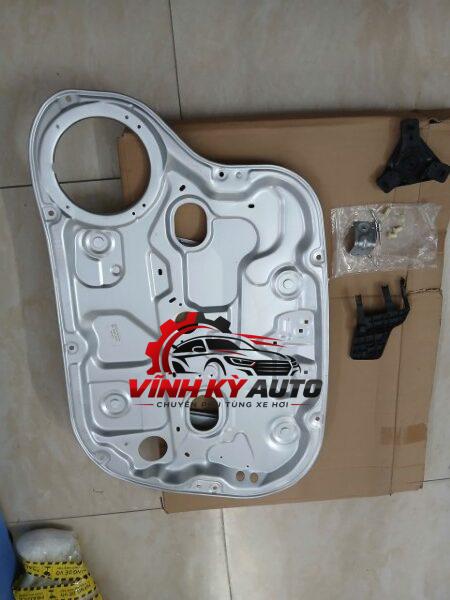 XƯƠNG LÊN KÍNH HYUNDAI ELANTRA 2006-2012 824812H000